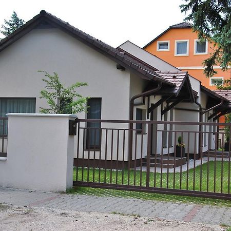 Panyi Apartman Siófok Pokoj fotografie