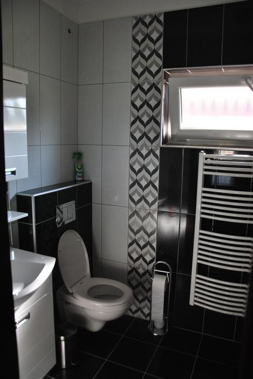 Panyi Apartman Siófok Pokoj fotografie